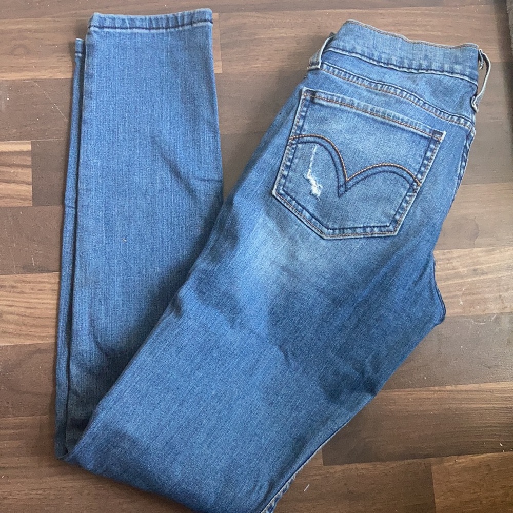 Levi’s Jeans - Picture 4 of 8